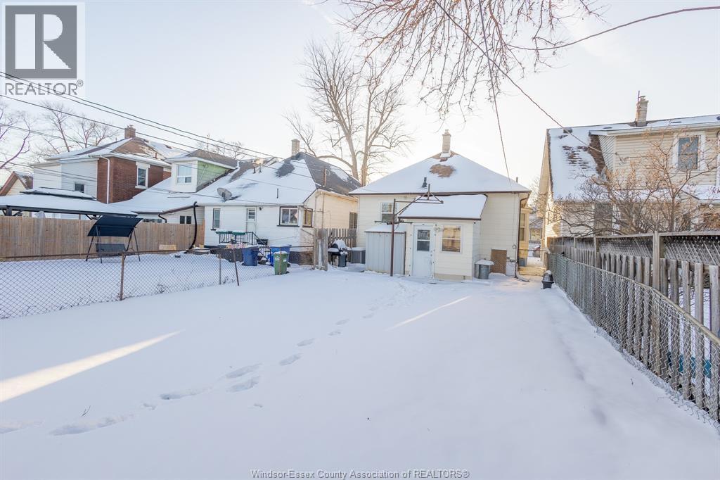 1166 Pierre, Windsor, ON - Outdoor
