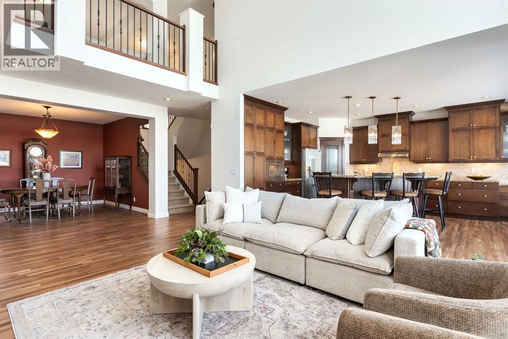 82 Auburn Sound Landing Se, Calgary, AB - Indoor Photo Showing Living Room
