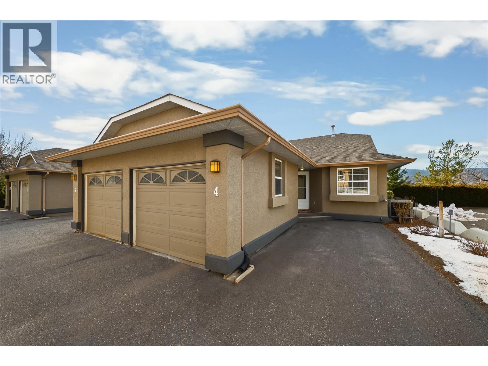 1750 Mckinley Court Unit# 4, Kamloops, BC - Outdoor