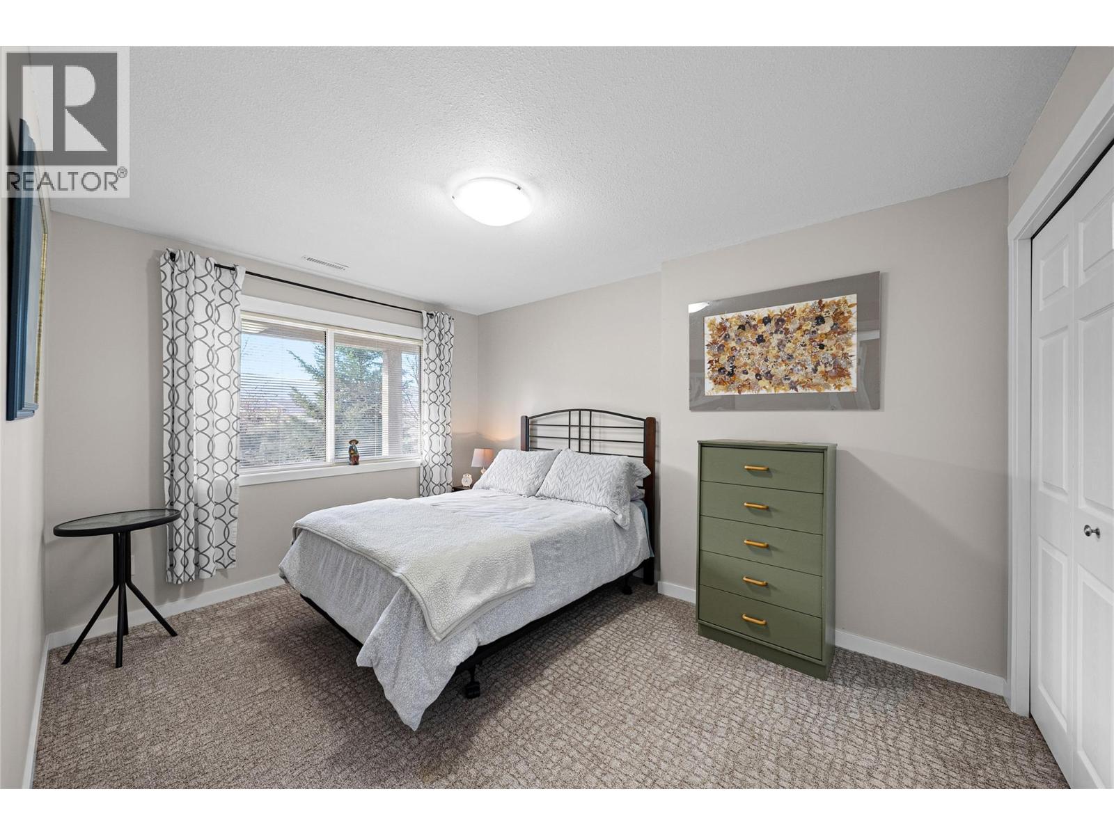 1750 Mckinley Court Unit# 4, Kamloops, BC - Indoor Photo Showing Bedroom