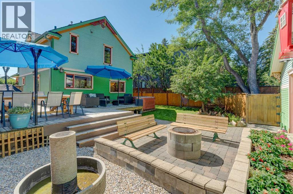 1512 33 Avenue Sw, Calgary, AB - Outdoor With Deck Patio Veranda