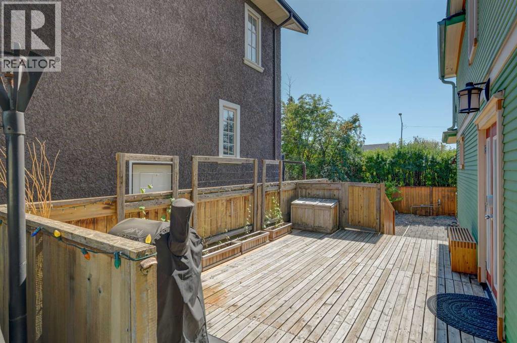 side yard - south facing - 1512 33 Avenue Sw, Calgary, AB - Outdoor With Deck Patio Veranda With Exterior