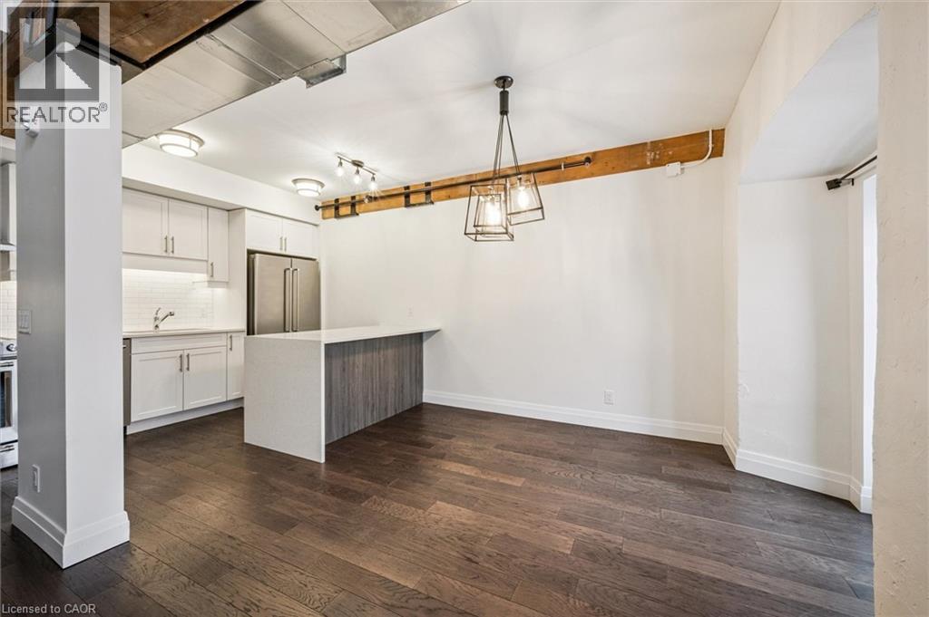 19 Guelph Avenue Unit# 106, Cambridge, ON - Indoor Photo Showing Kitchen