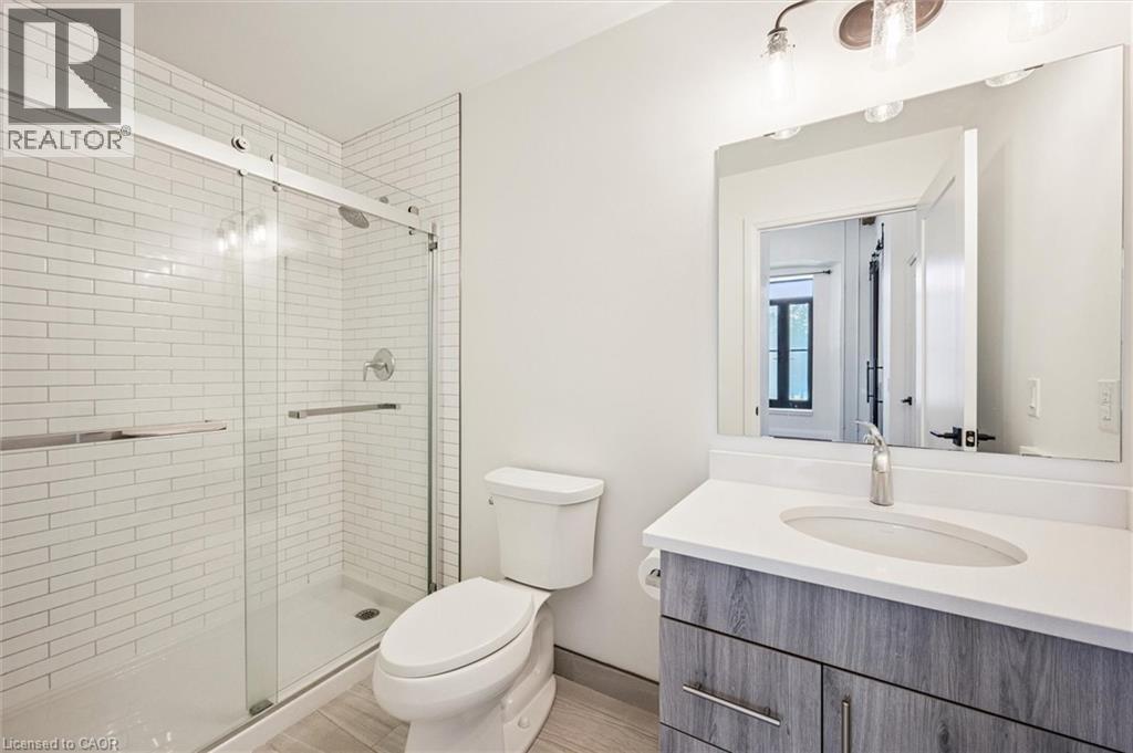19 Guelph Avenue Unit# 106, Cambridge, ON - Indoor Photo Showing Bathroom
