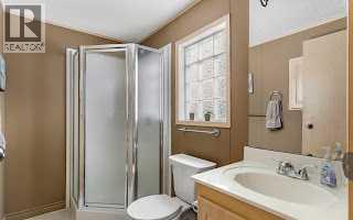 Bathroom - 31, 99 Arbour Lake Road Nw, Calgary, AB