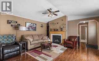 Living Room - 31, 99 Arbour Lake Road Nw, Calgary, AB