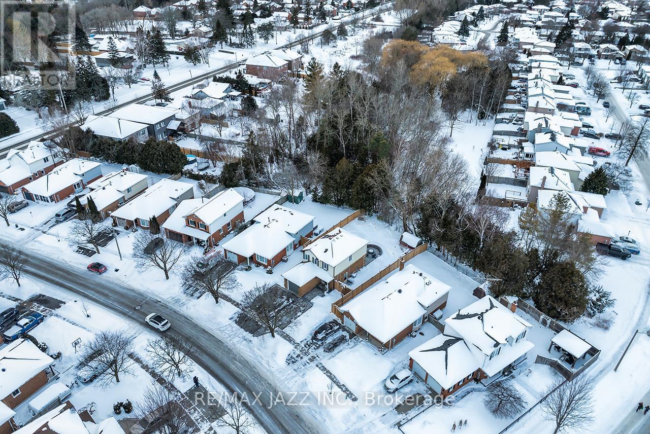 14 Goldpine Avenue, Clarington (Courtice), ON - Outdoor With View