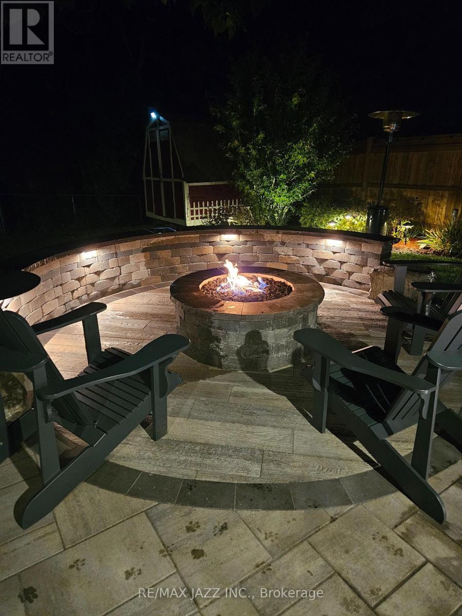 14 Goldpine Avenue, Clarington (Courtice), ON - Outdoor