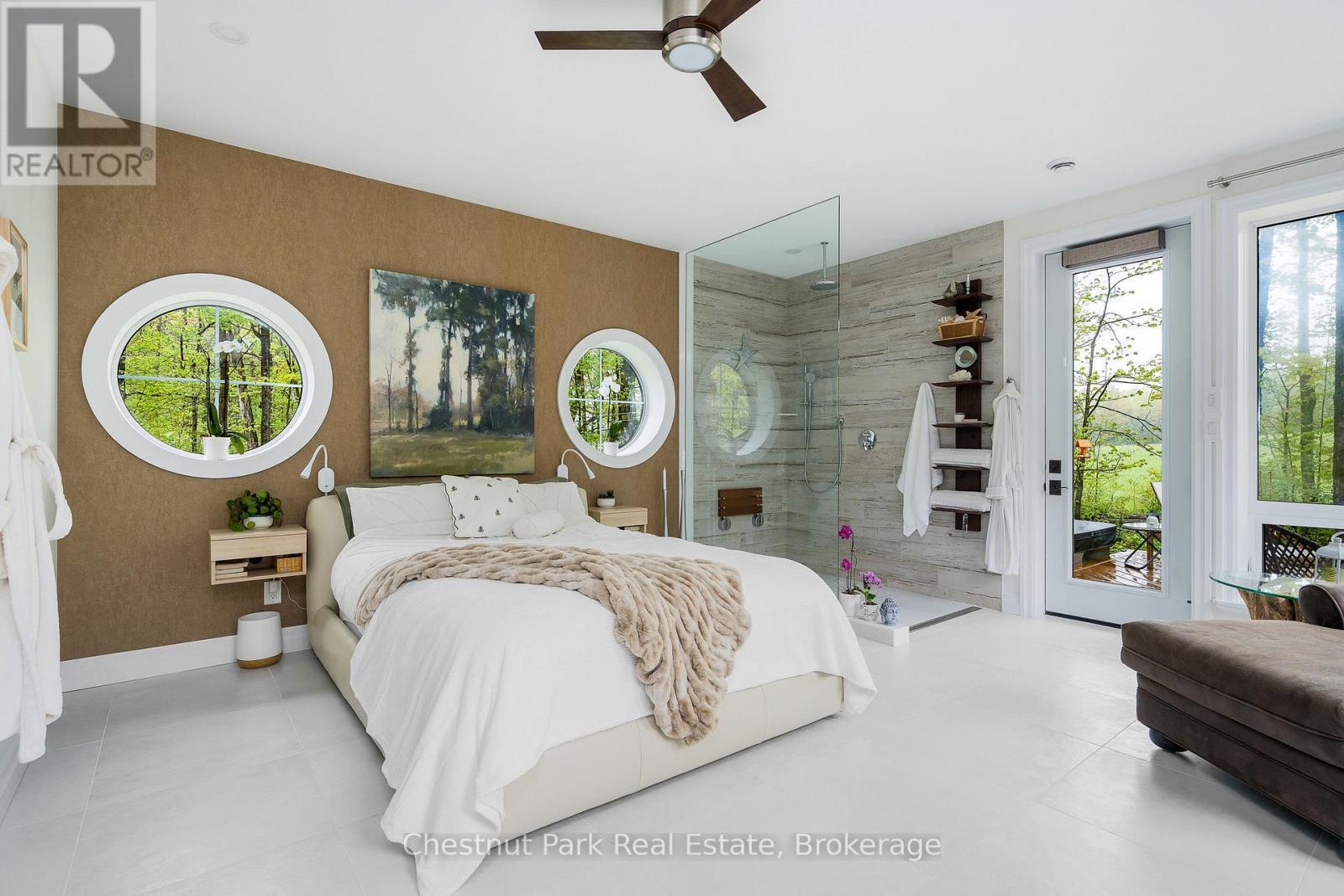 583724 Sideroad 60, Chatsworth, ON - Indoor Photo Showing Bedroom