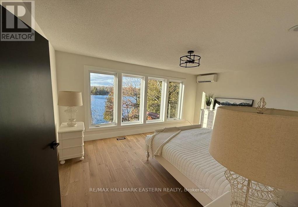 326 Indian Point Road, Kawartha Lakes (Bexley), ON - Indoor Photo Showing Other Room