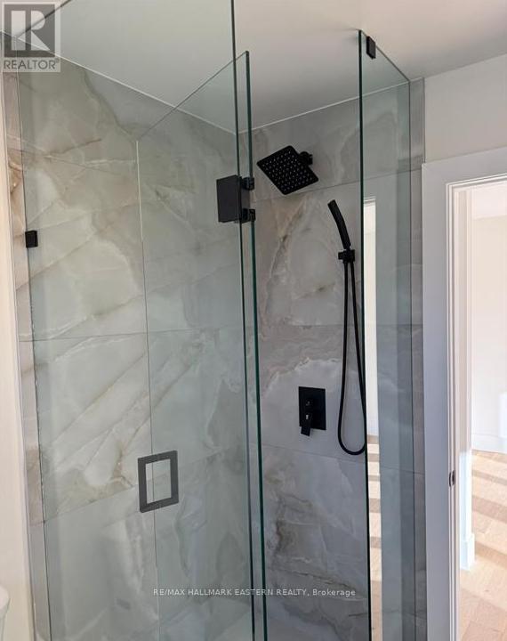 326 Indian Point Road, Kawartha Lakes (Bexley), ON - Indoor Photo Showing Bathroom