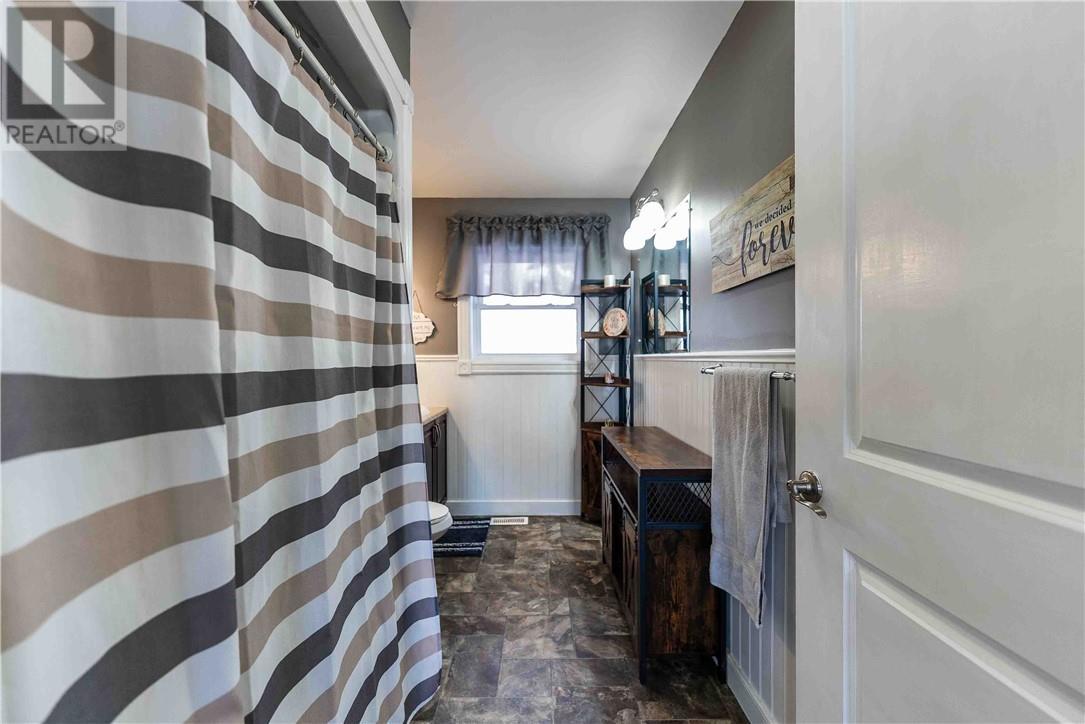 1168 West Bay, Capreol, ON - Indoor