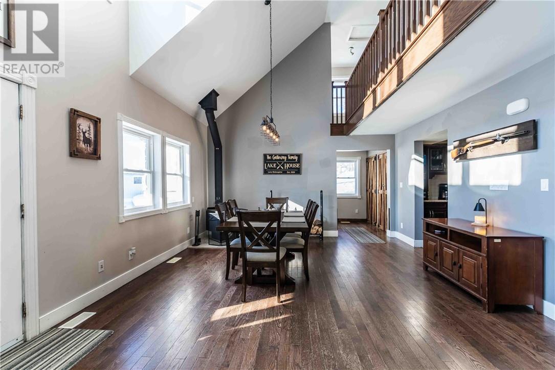 1168 West Bay, Capreol, ON - Indoor Photo Showing Dining Room