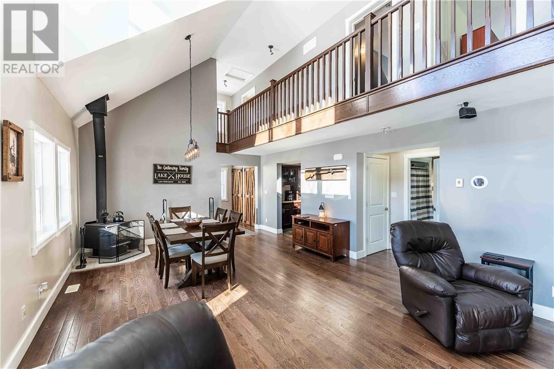 1168 West Bay, Capreol, ON - Indoor