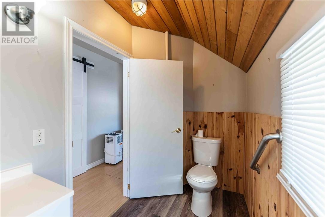 1168 West Bay, Capreol, ON - Indoor Photo Showing Bathroom