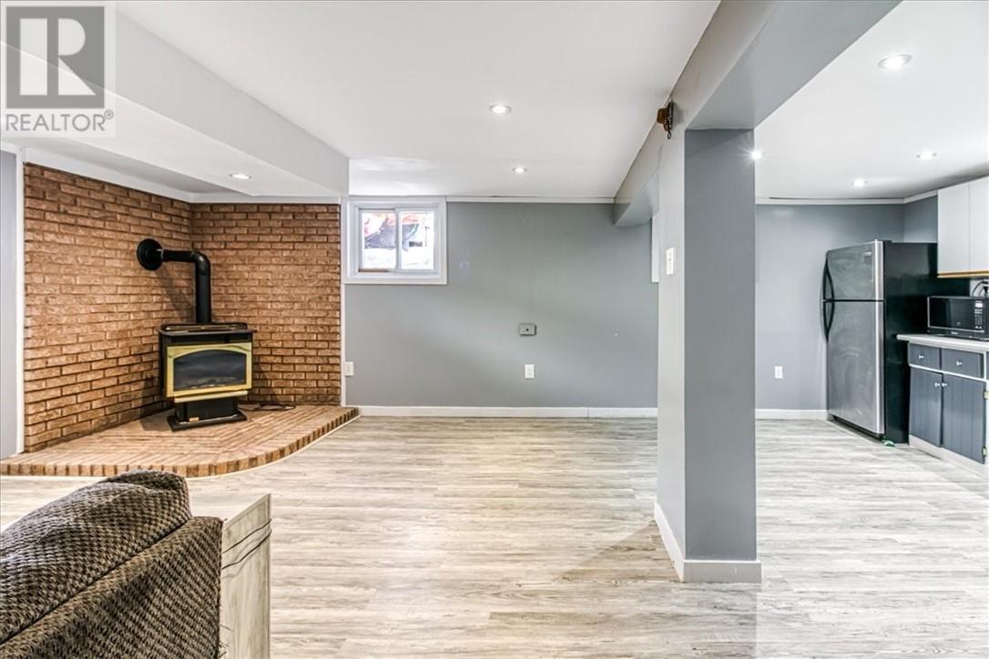 154 Charette Avenue, Chelmsford, ON - Indoor With Fireplace