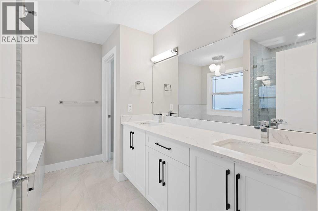 56 Bridges Drive, Langdon, AB - Indoor Photo Showing Bathroom