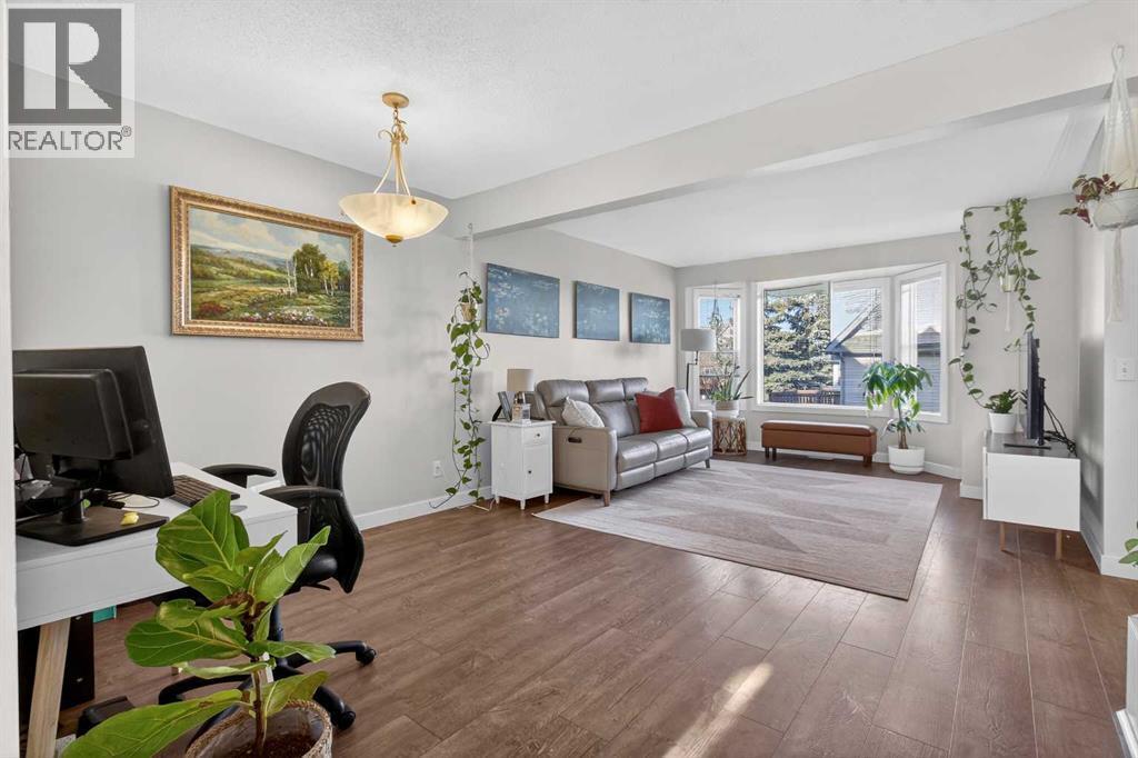 41 Sandarac Villas Nw, Calgary, AB - Indoor