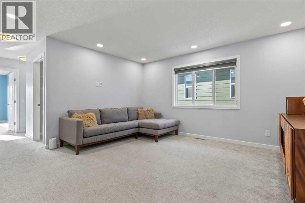 184 Masters Rise Se, Calgary, AB - Indoor