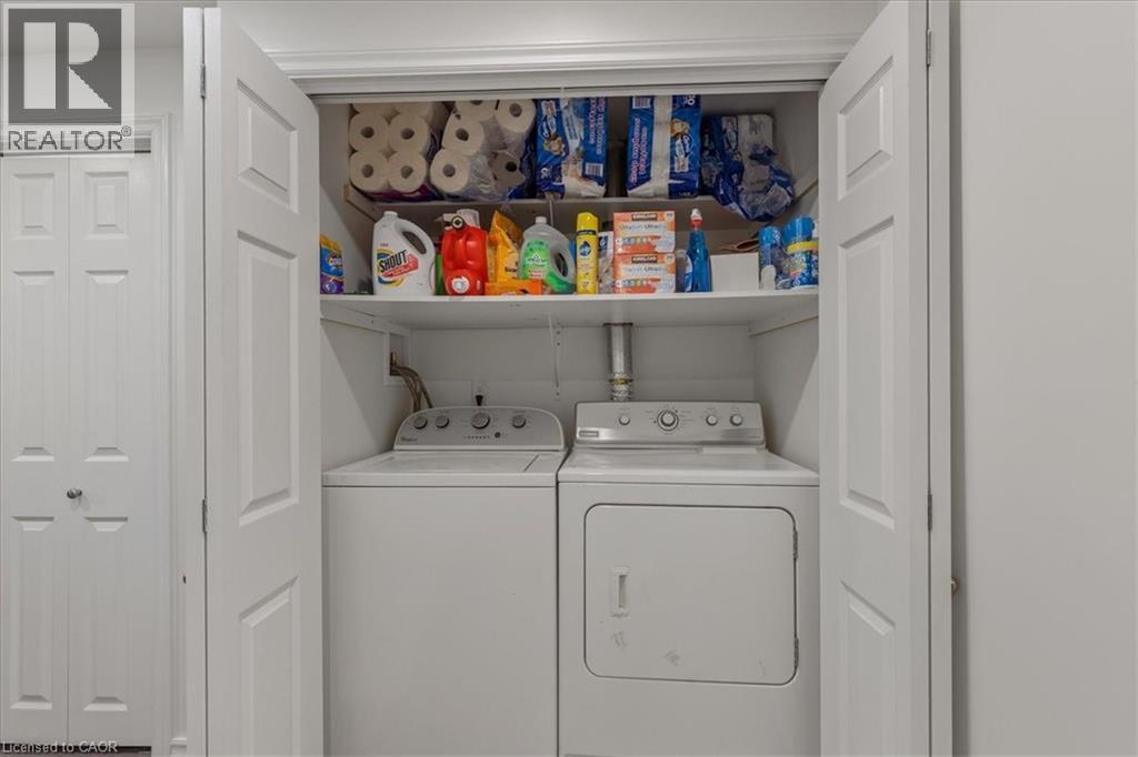157 Pinedale Drive, Kitchener, ON - Indoor Photo Showing Laundry Room