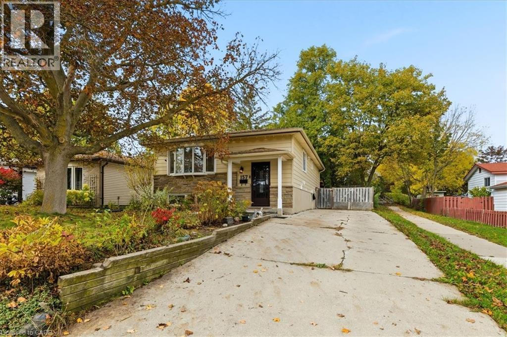 157 Pinedale Drive, Kitchener, ON - Outdoor