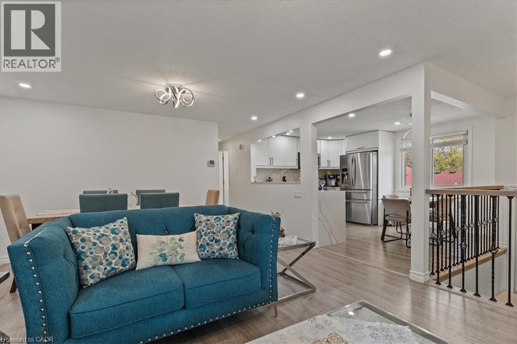 157 Pinedale Drive, Kitchener, ON - Indoor