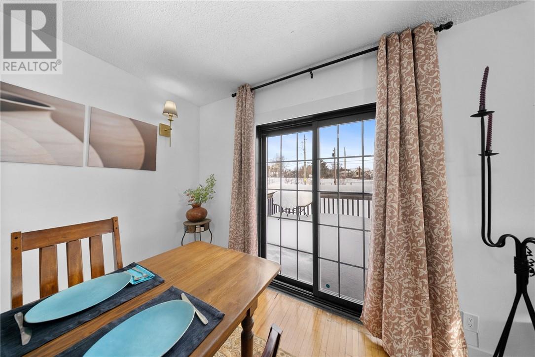 10 Diorite Street, Copper Cliff, ON - Indoor