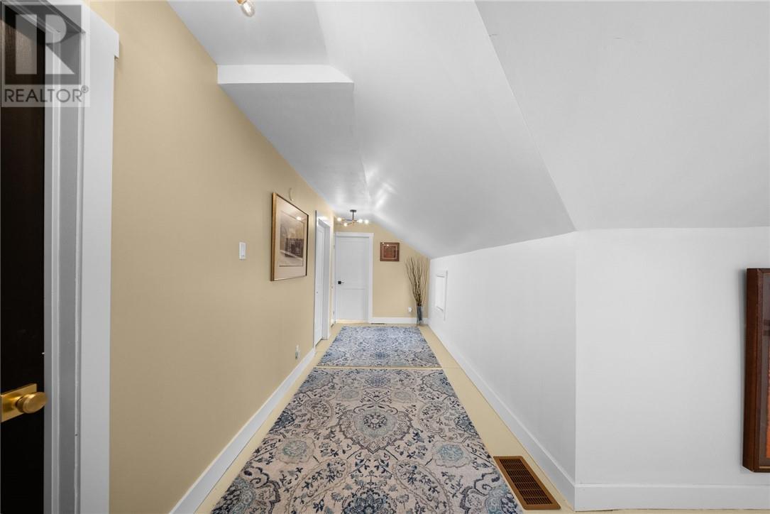 10 Diorite Street, Copper Cliff, ON - Indoor Photo Showing Other Room