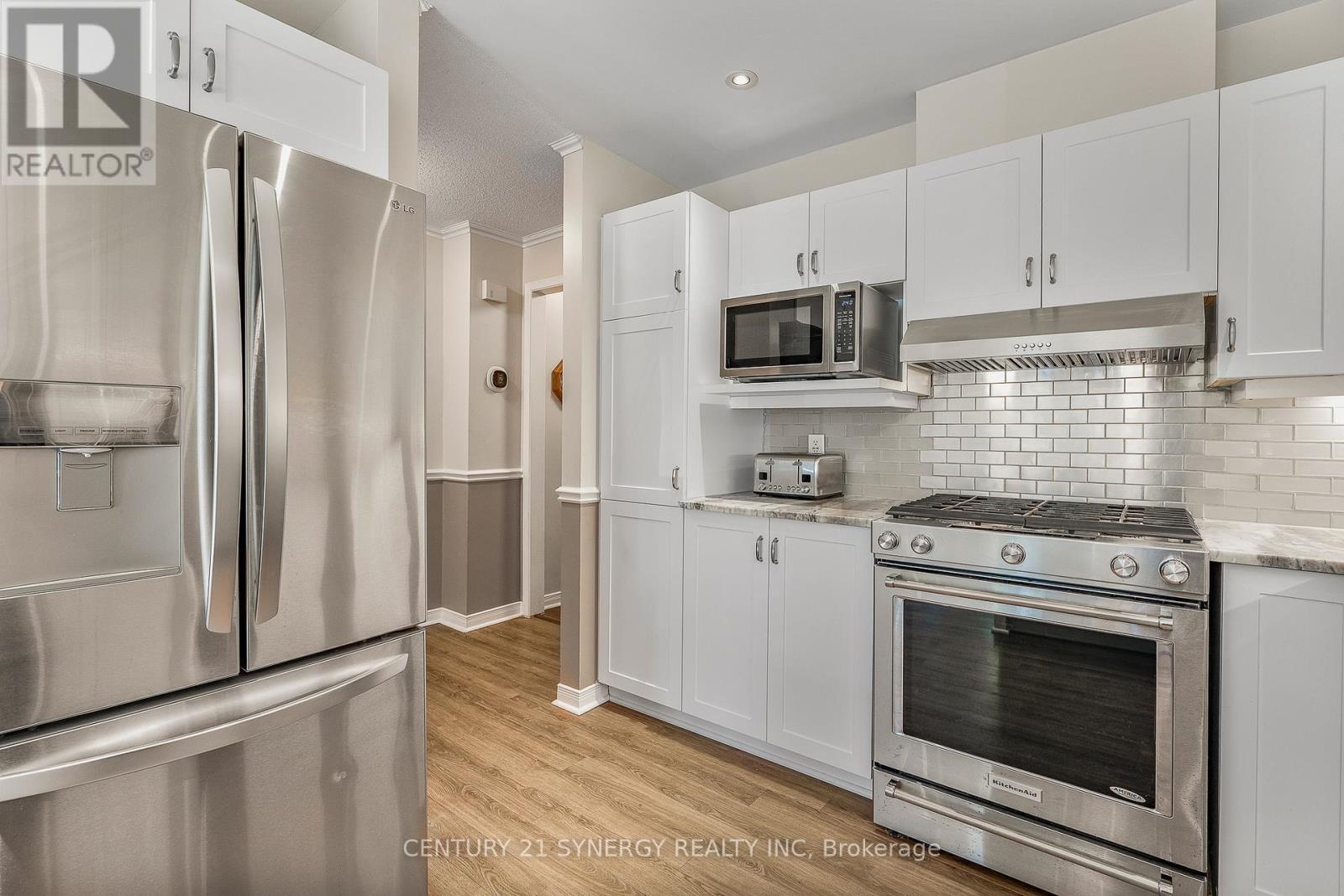 Kitchen - 16 - 32 Innesbrook Court, Ottawa, ON - Indoor Photo Showing Kitchen With Stainless Steel Kitchen