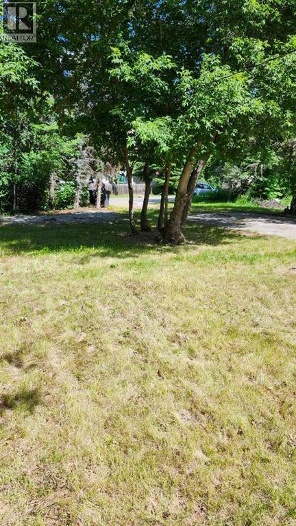 5040 47 Street, Sylvan Lake, AB