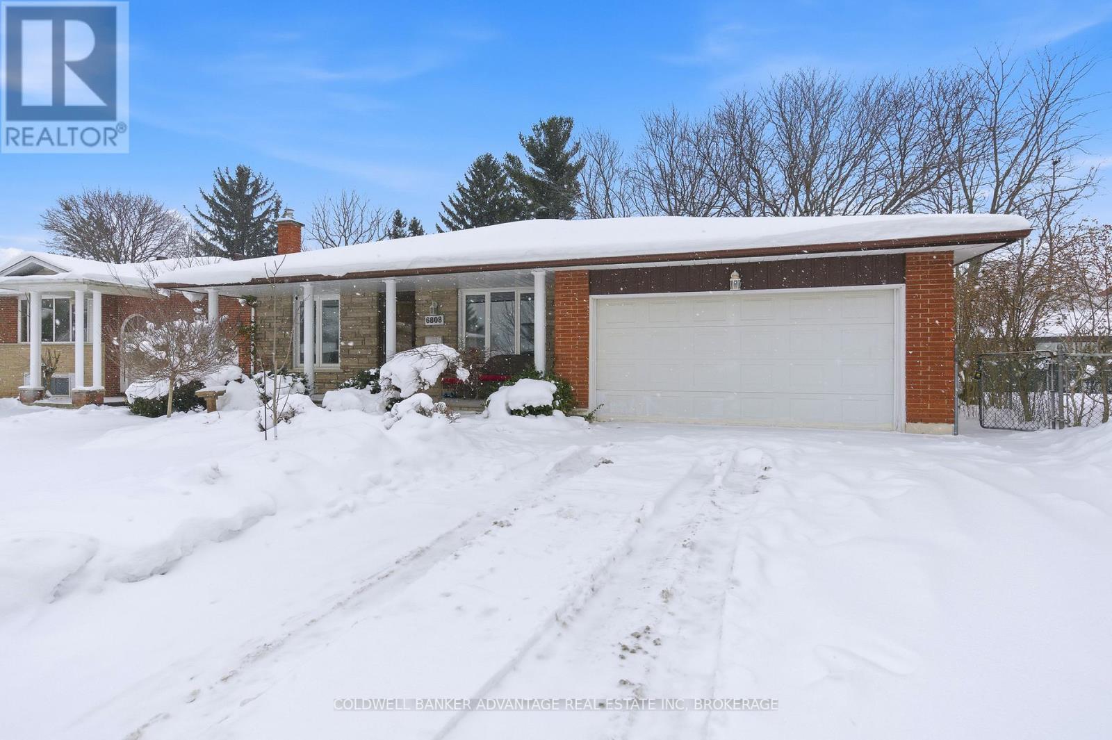 6808 Corwin Crescent, Niagara Falls (Dorchester), ON - Outdoor