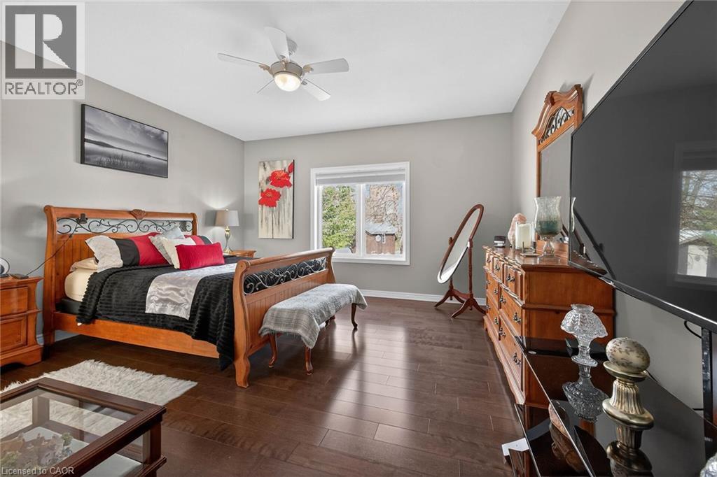 49 Postma Drive, Dunnville, ON - Indoor Photo Showing Bedroom