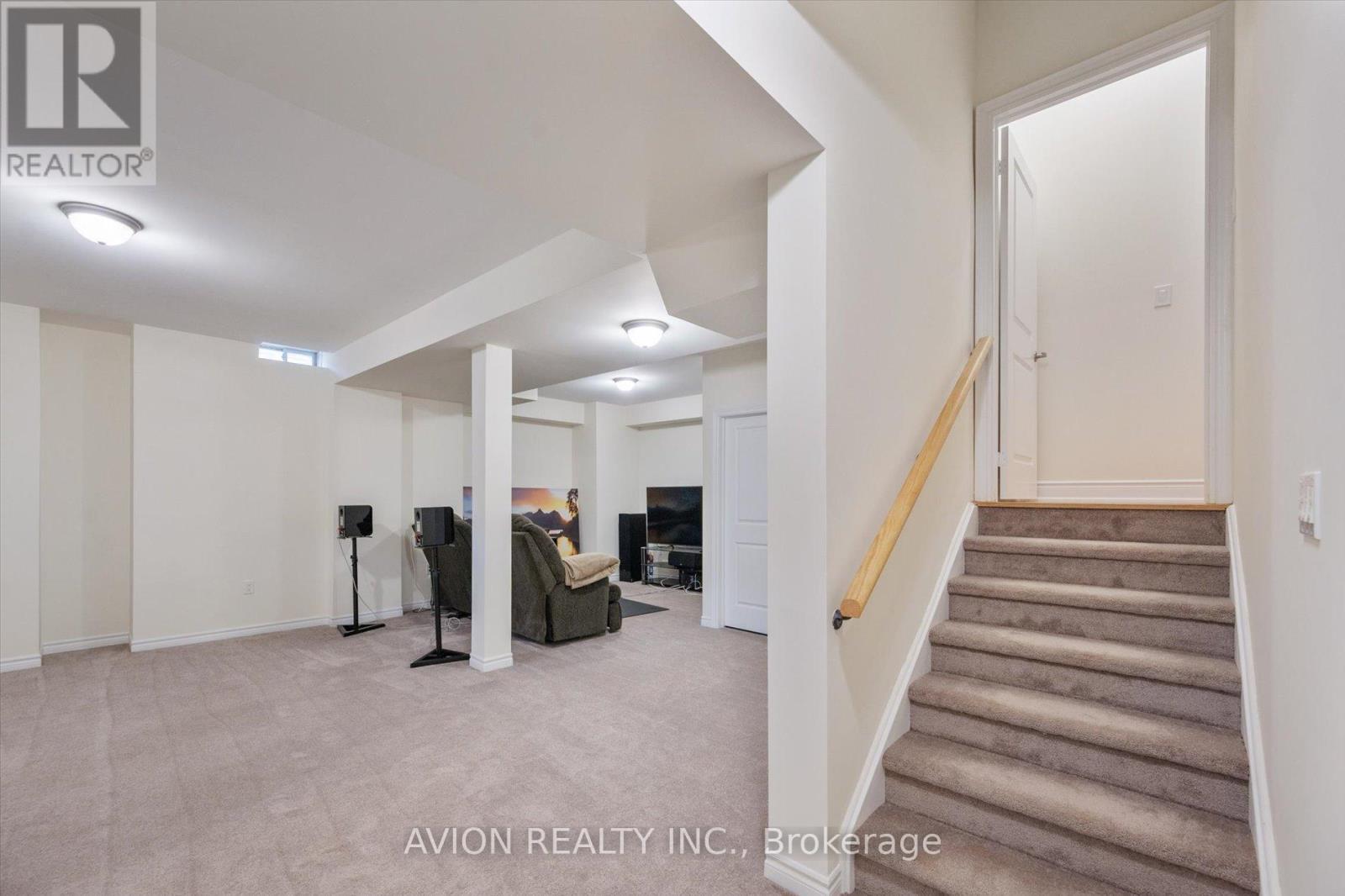 2417 Edward Leaver Trail, Oakville, ON - Indoor Photo Showing Other Room