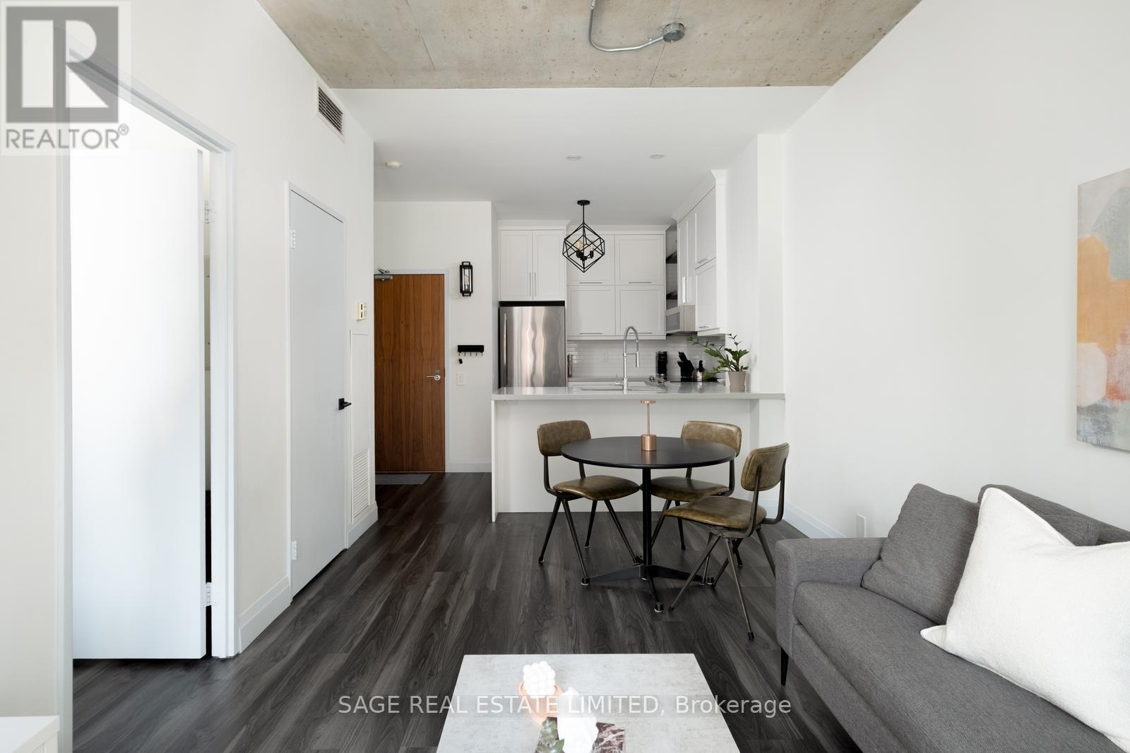 603 - 36 Charlotte Street, Toronto, ON - Indoor