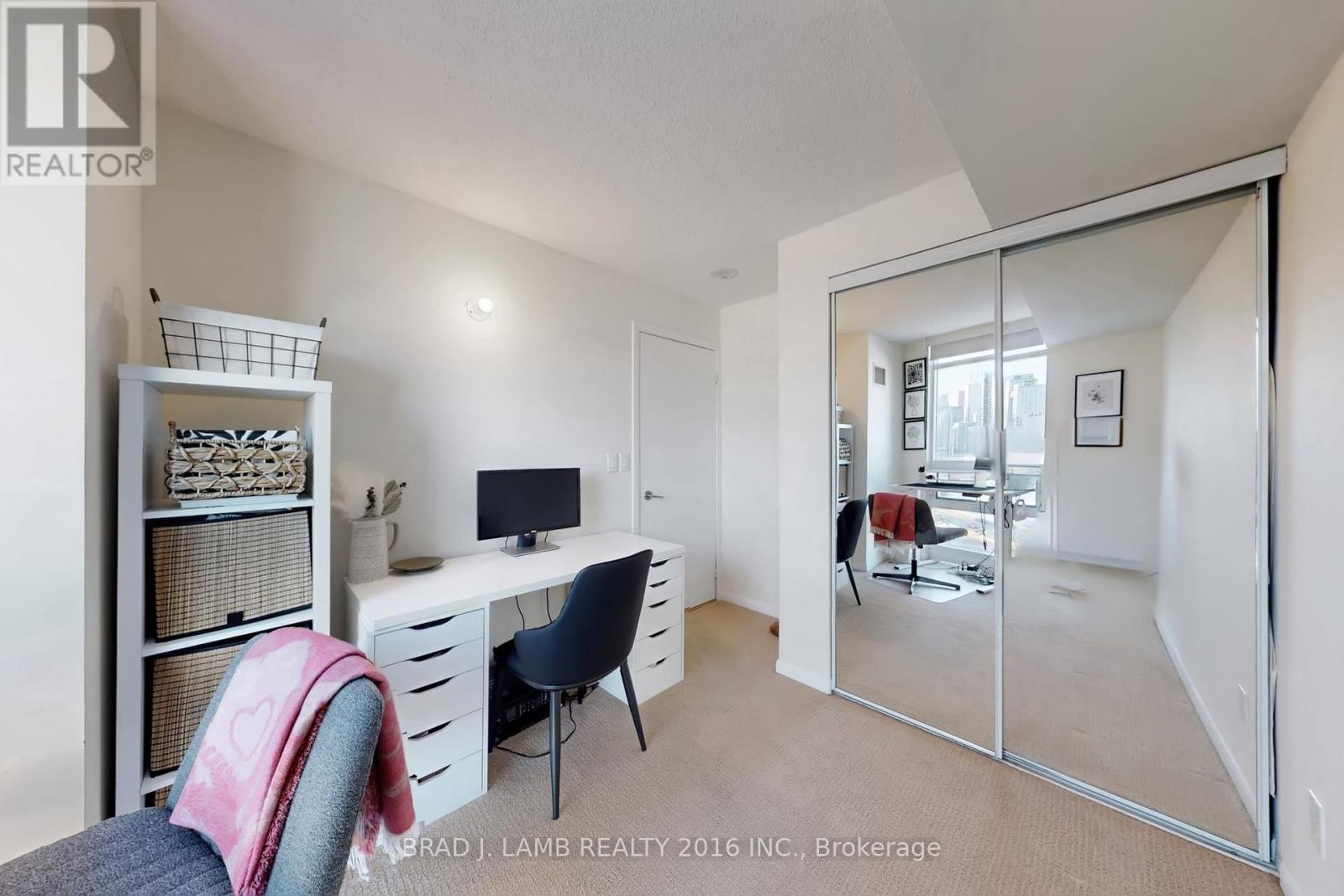 1611 - 231 Fort York Boulevard, Toronto, ON - Indoor Photo Showing Office