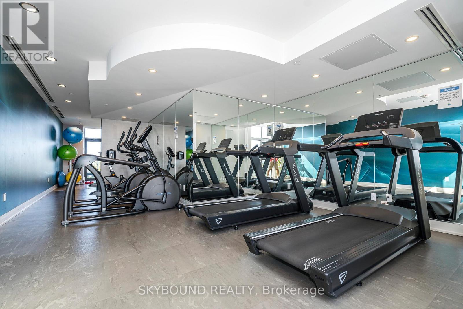 # 805 - 630 Greenwood Avenue, Toronto, ON - Indoor Photo Showing Gym Room