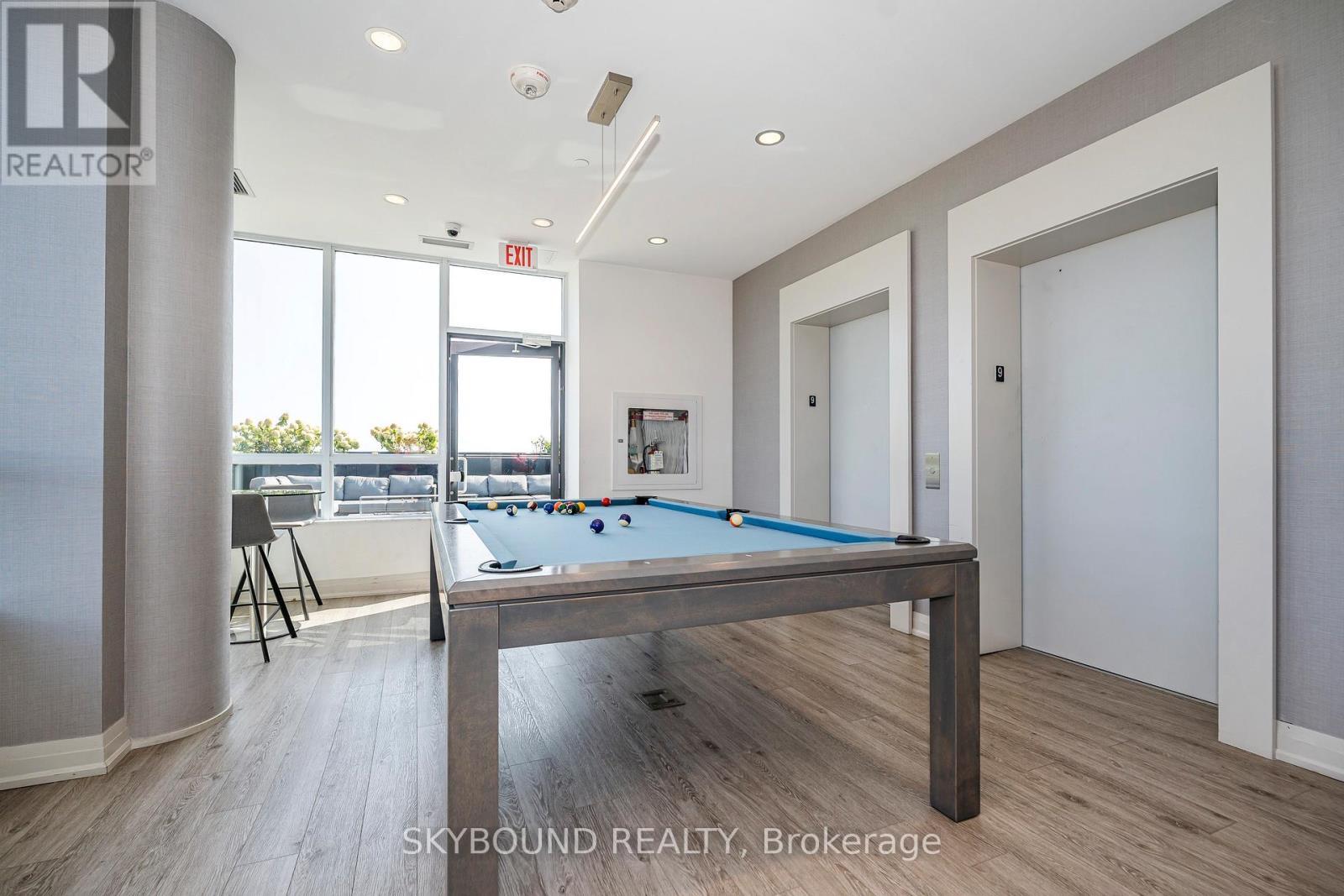 # 805 - 630 Greenwood Avenue, Toronto, ON - Indoor Photo Showing Other Room