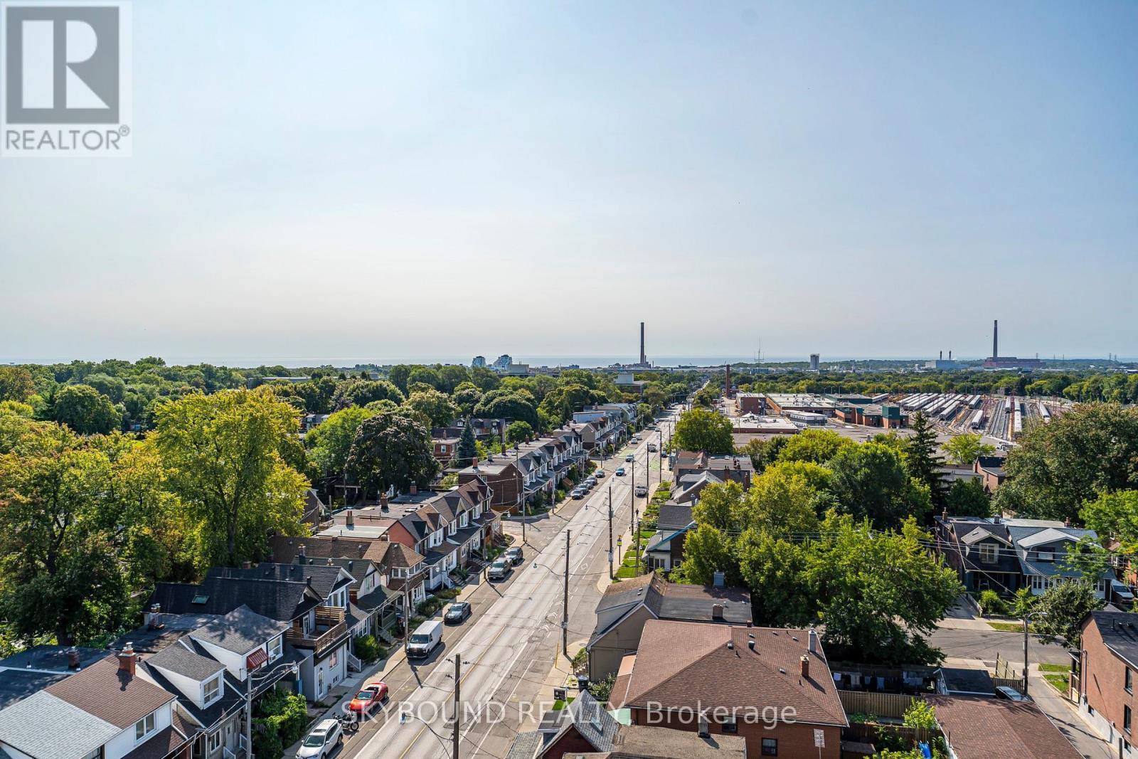 # 805 - 630 Greenwood Avenue, Toronto, ON - Outdoor With View