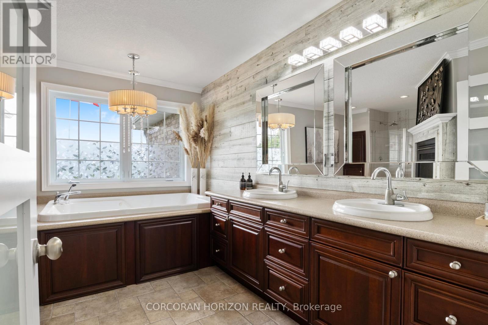 1794 Seaton Road, North Dumfries, ON - Indoor Photo Showing Bathroom
