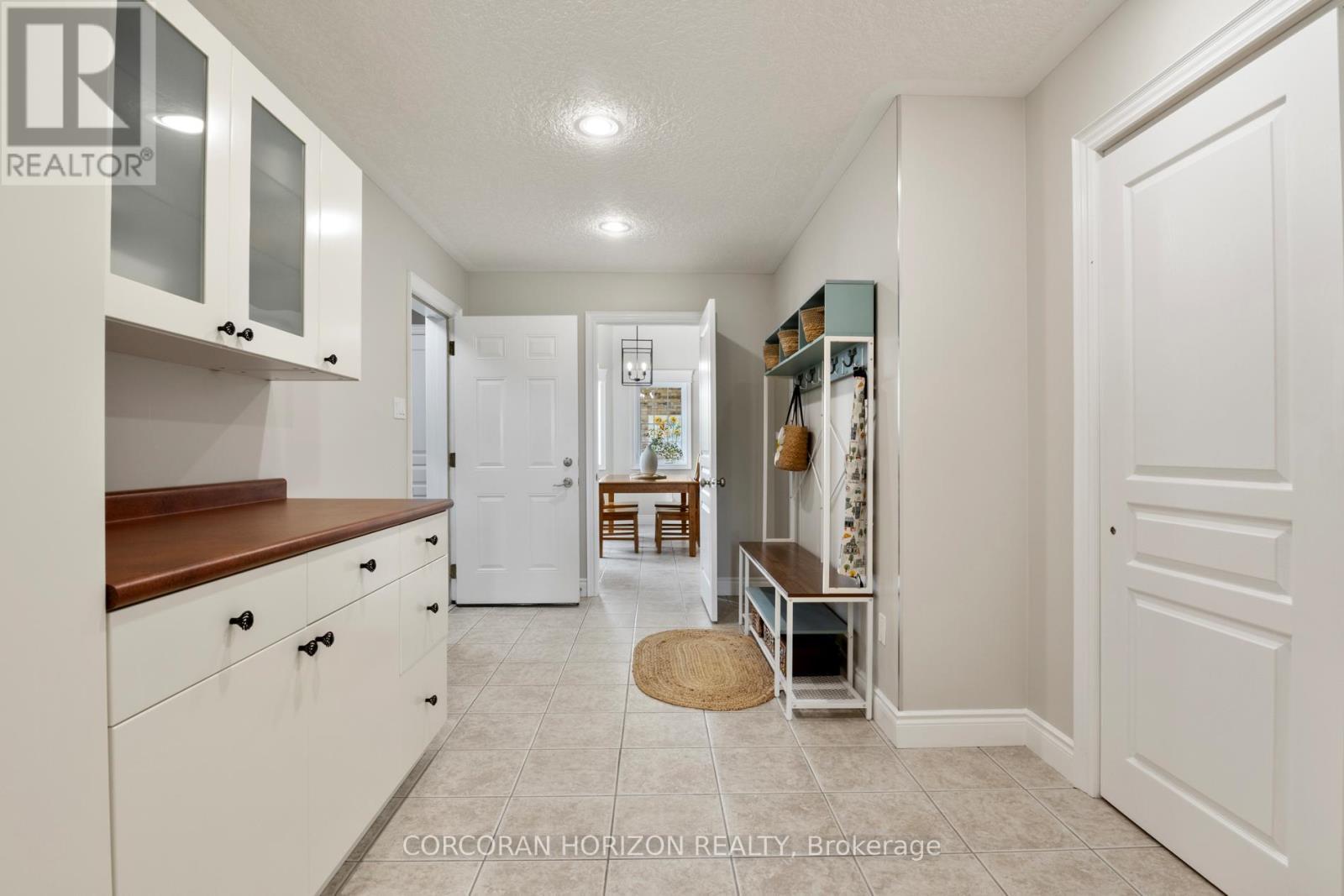 1794 Seaton Road, North Dumfries, ON - Indoor Photo Showing Other Room