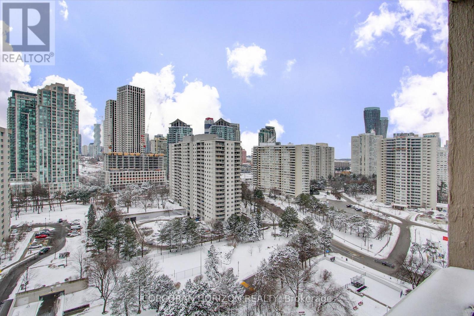 1909 - 1580 Mississauga Valley Boulevard, Mississauga, ON - Outdoor With Facade