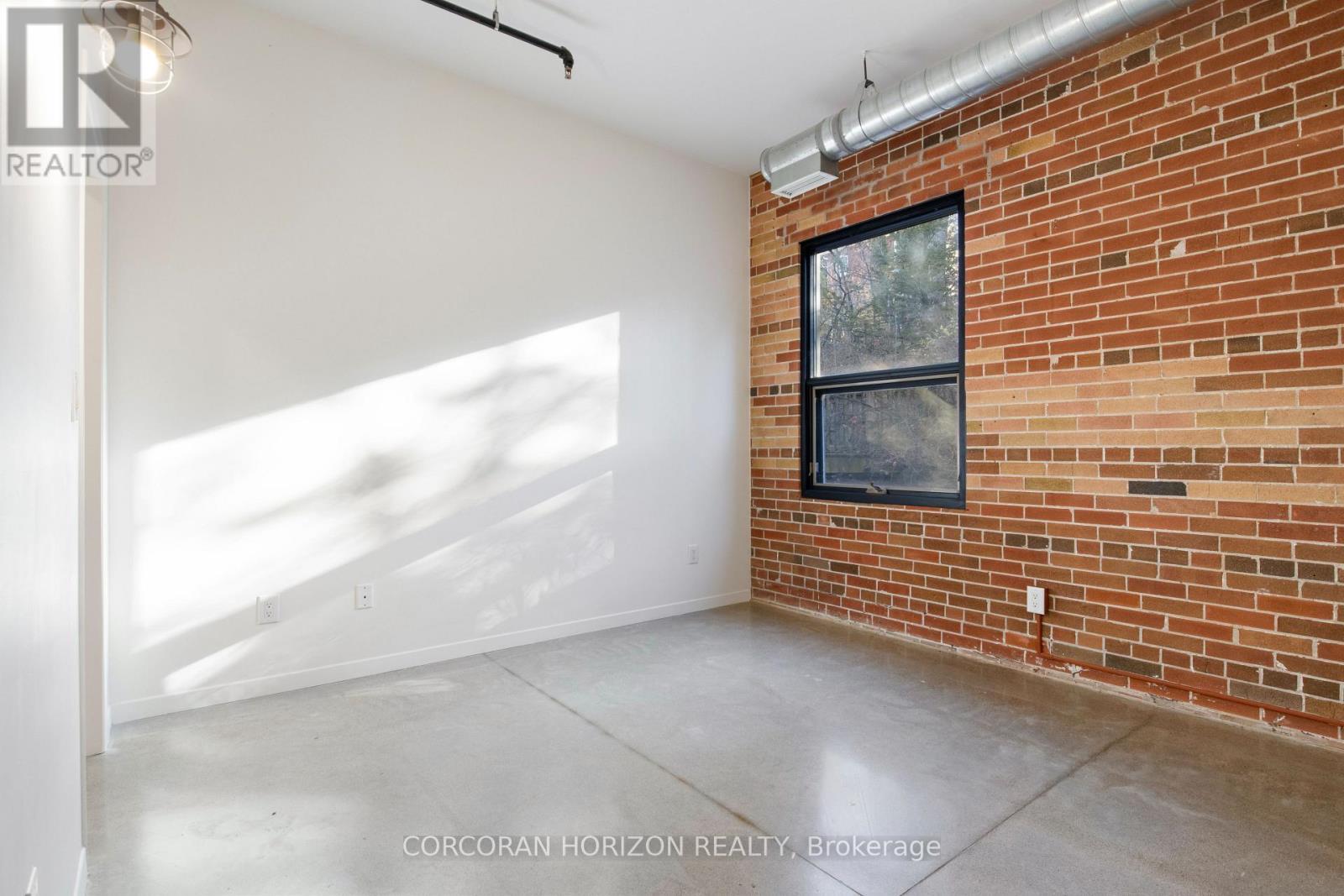 206 - 85 Spruce Street, Cambridge, ON - Indoor