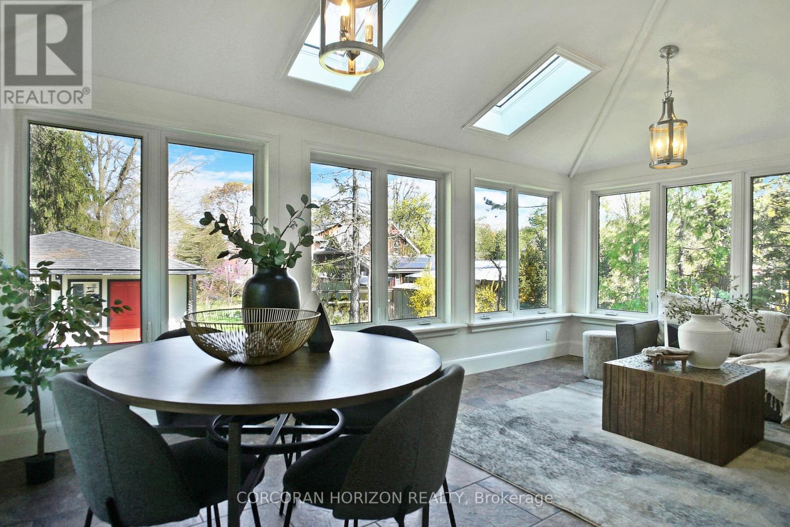 78 William Street W, Waterloo, ON - Indoor