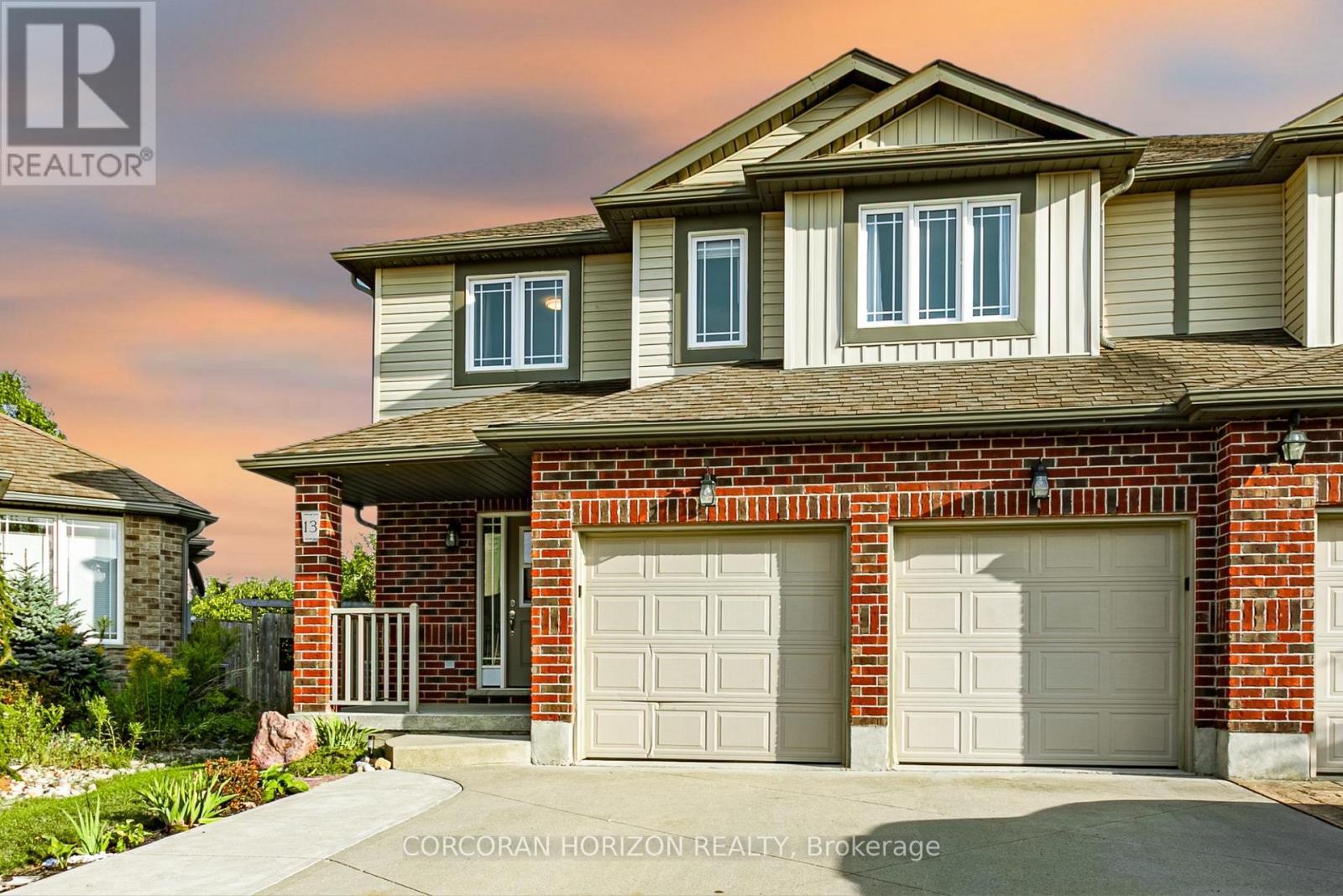 13 Ridgewood Court, Woodstock, ON - Outdoor