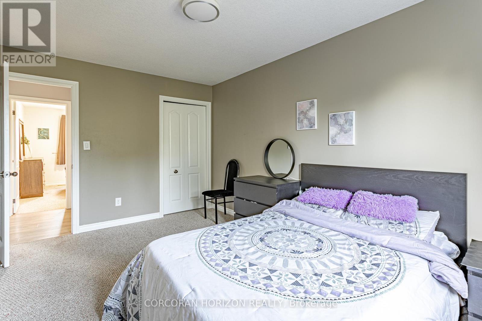 13 Ridgewood Court, Woodstock, ON - Indoor Photo Showing Bedroom