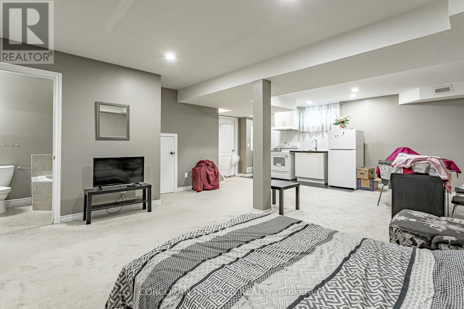 13 Ridgewood Court, Woodstock, ON - Indoor Photo Showing Basement