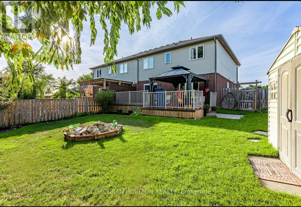 13 Ridgewood Court, Woodstock, ON - Outdoor With Deck Patio Veranda With Backyard