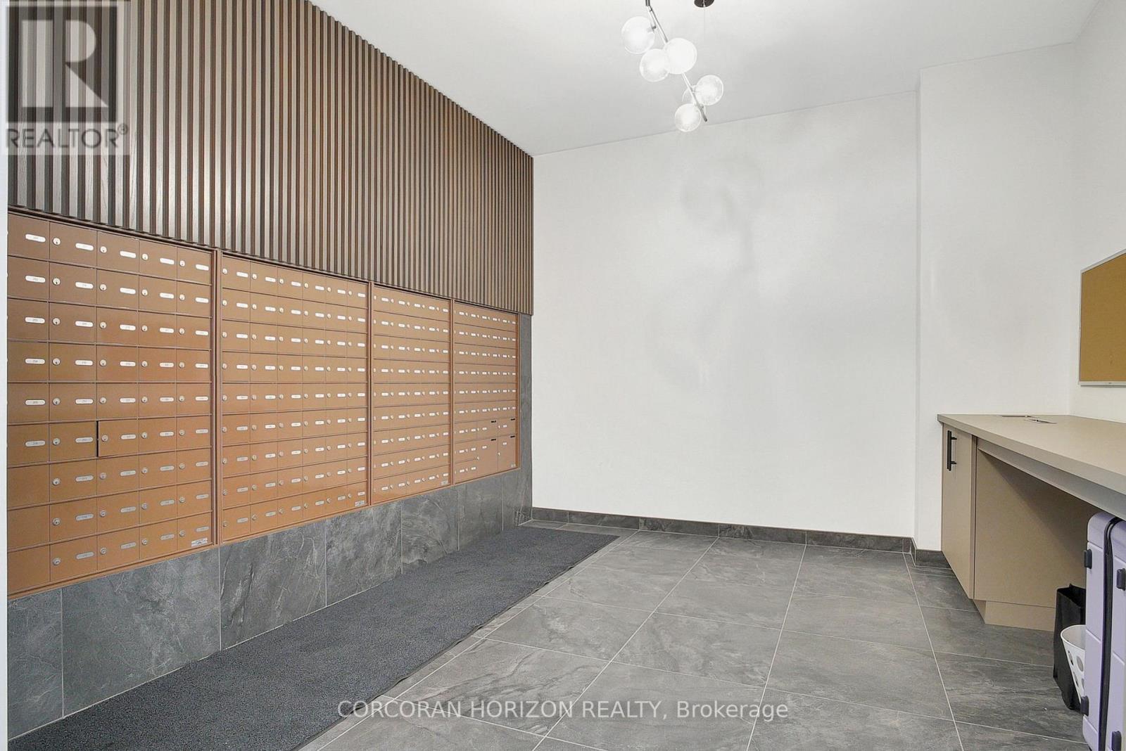 706 - 525 New Dundee Road, Kitchener, ON - Indoor Photo Showing Other Room