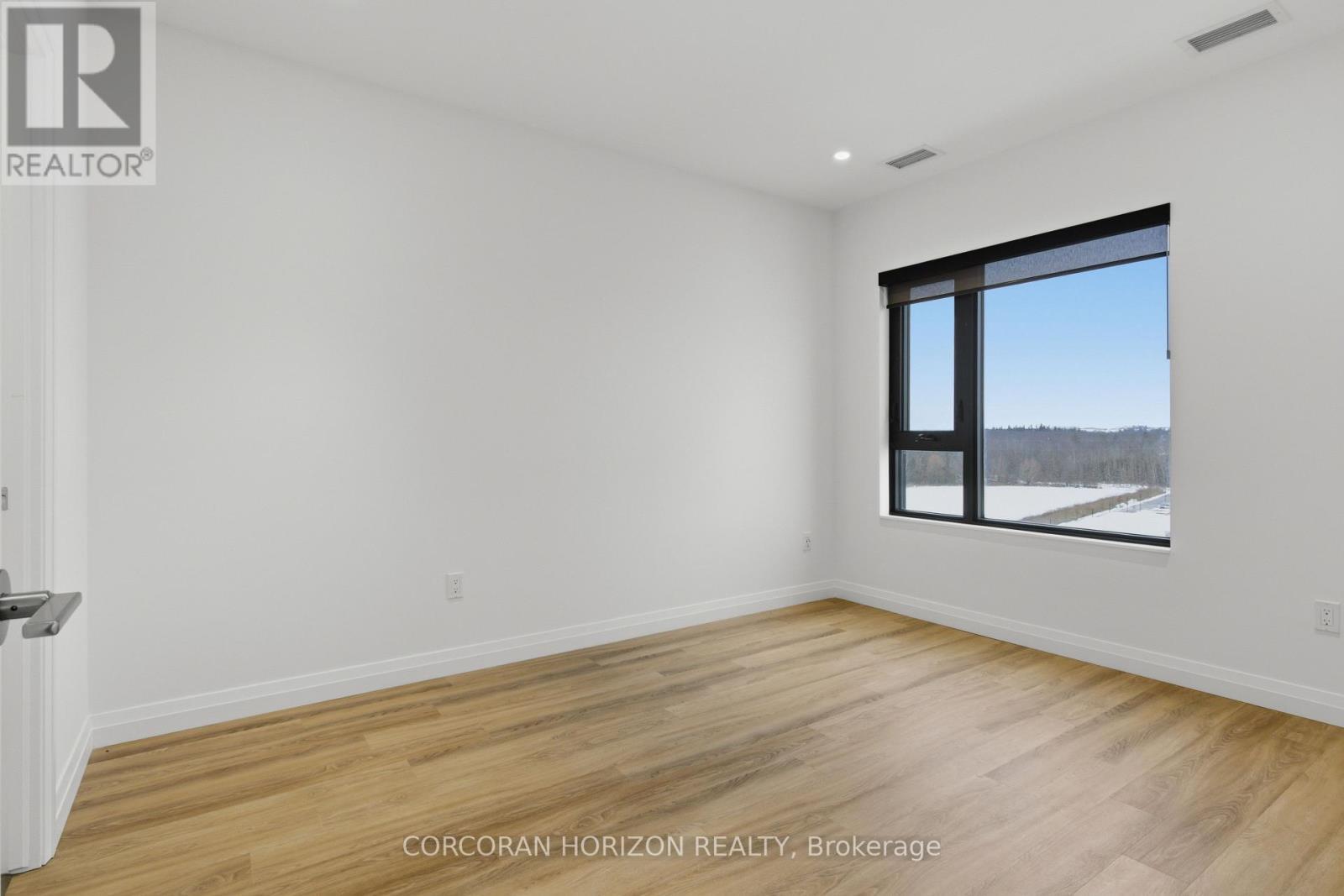 724 - 525 New Dundee Road, Kitchener, ON - Indoor Photo Showing Other Room