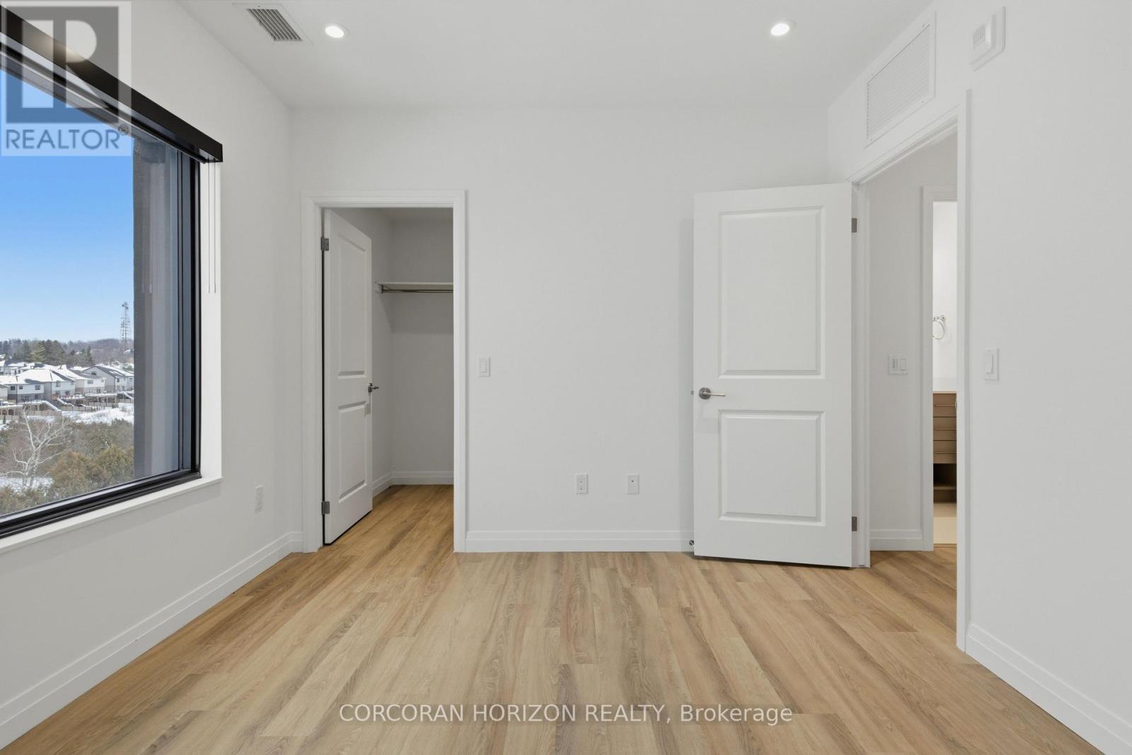 724 - 525 New Dundee Road, Kitchener, ON - Indoor Photo Showing Other Room